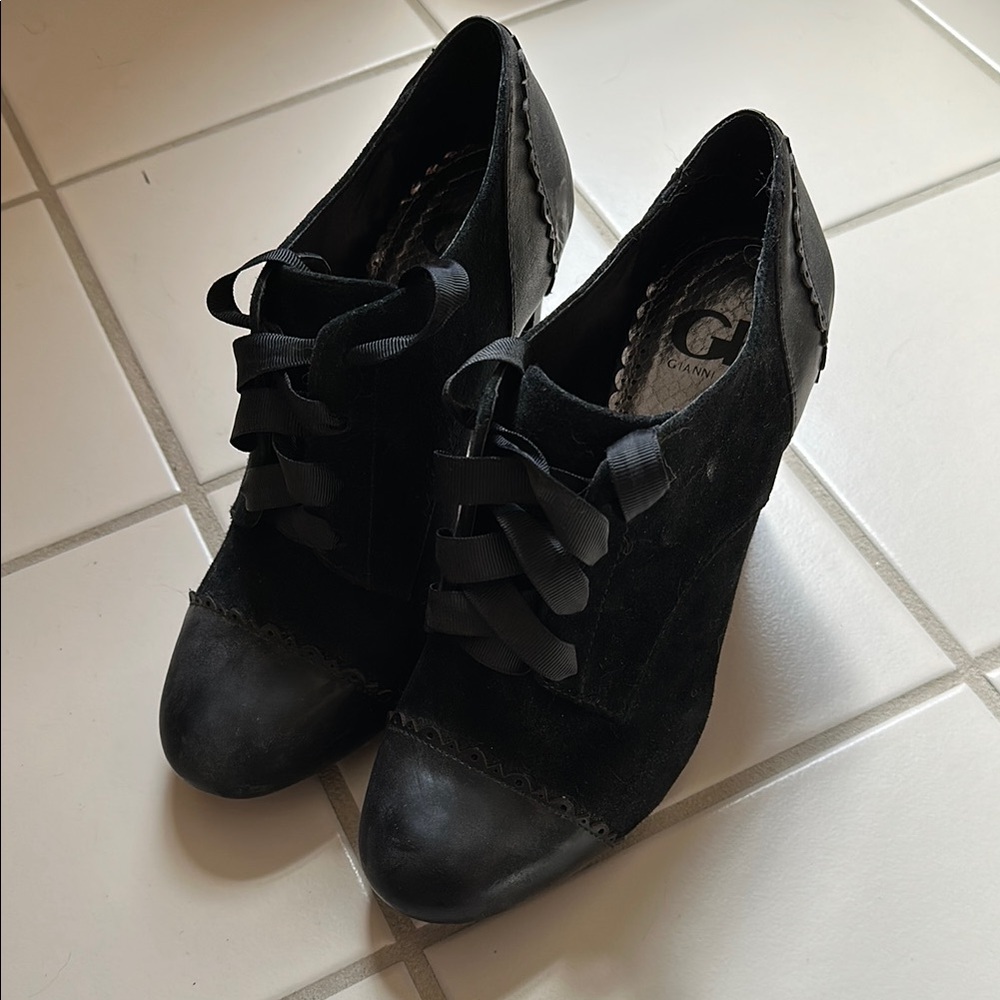 Gianni Bini Black Heeled Shoes